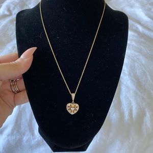 14k yellow gold Heart necklace
